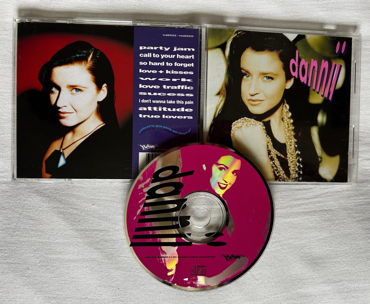 BootedGay71's tweet image. #NowPlaying 
#DanniiMinogue #Dannii
🇦🇺 CD 1990

Love the original versions of #LoveandKisses #Success