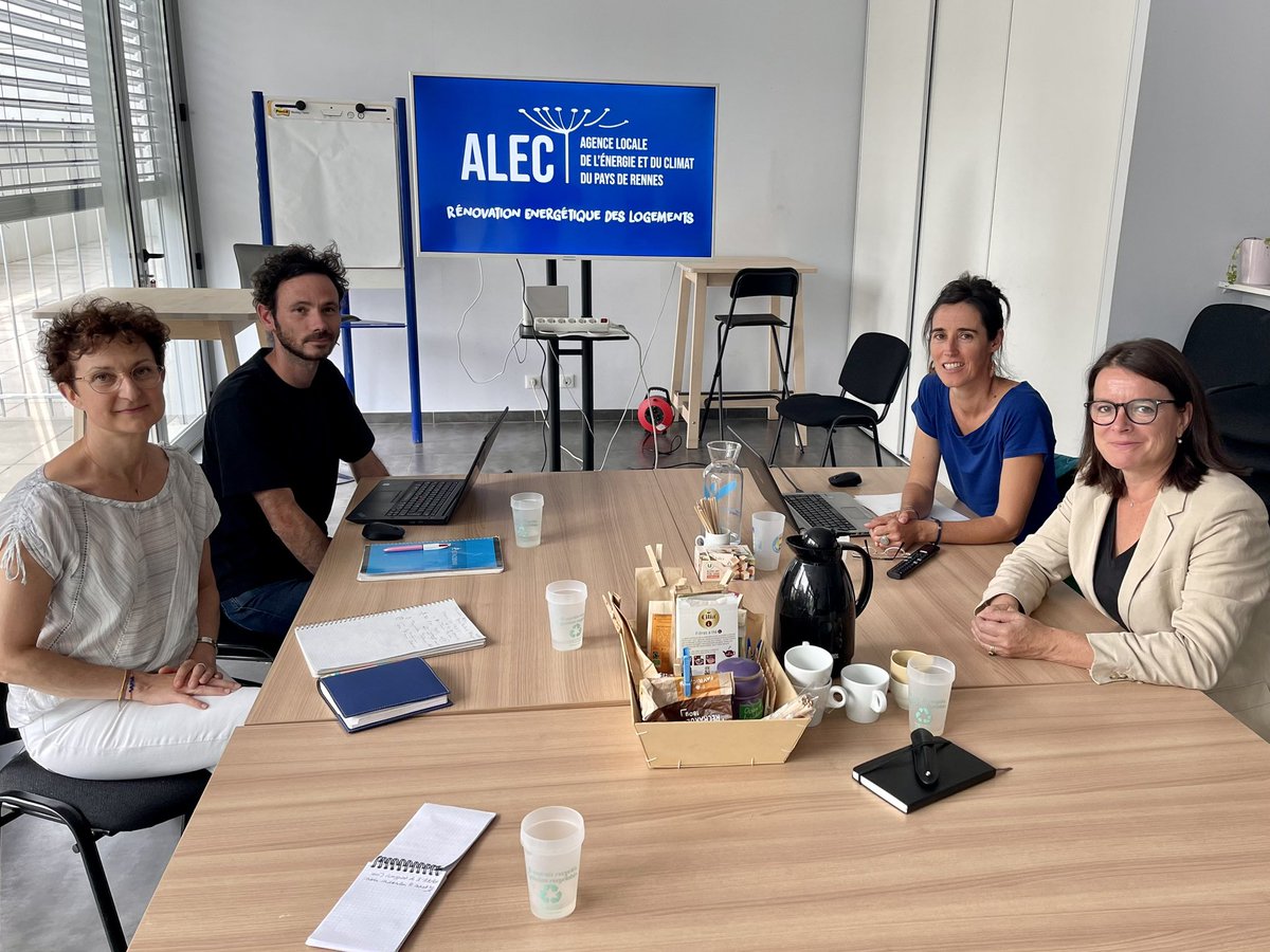 LMaillart's tweet photo. Réunion de travail avec les équipes de l’@ALEC_Rennes et la #CAPEB35 sur l’accompagnement des propriétaires pour les travaux de rénovation énergétique performante de leurs logements dans le #paysdeRennes avec #francerenov #maprimerenov #EcoTravo https://t.co/8CI6Bcxiim