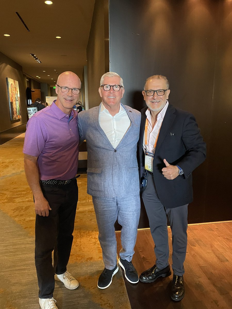 Global Marketing & Sales tweet media