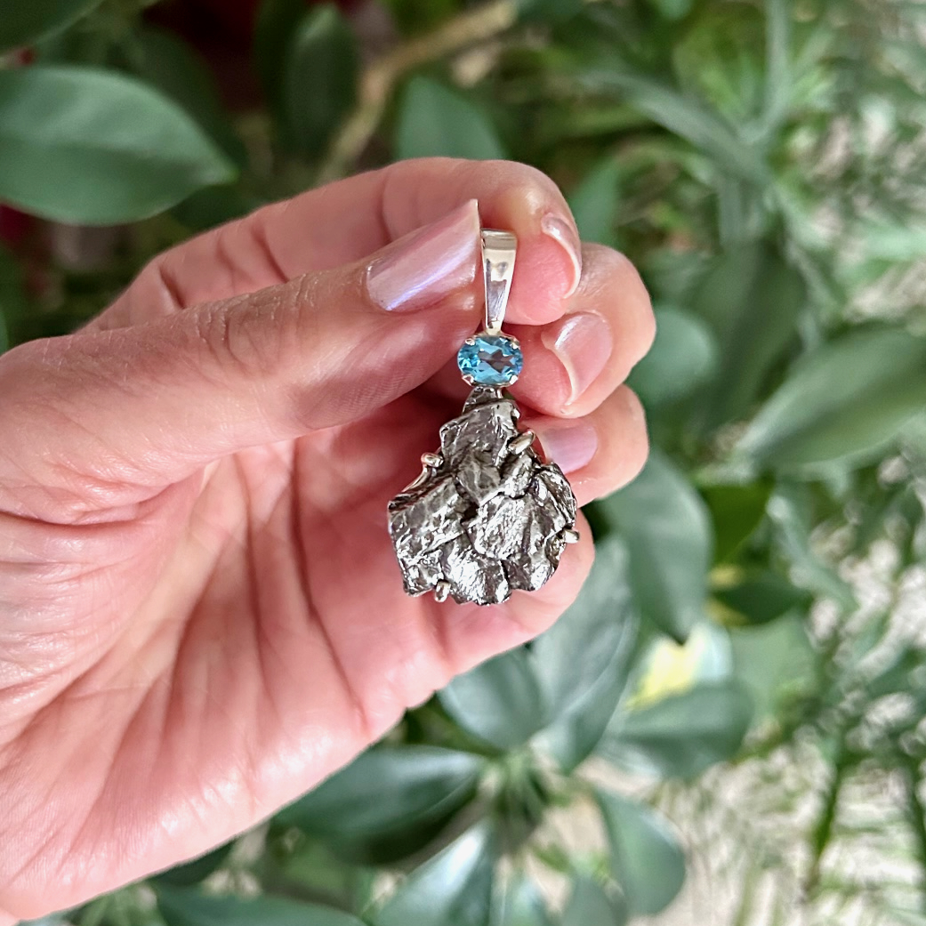 SoulFoodCrystal's tweet photo. Campo del Cielo Meteorite For Spiritual Growth - https://t.co/iPoDGmyxz7 https://t.co/u5DUmkBrE8