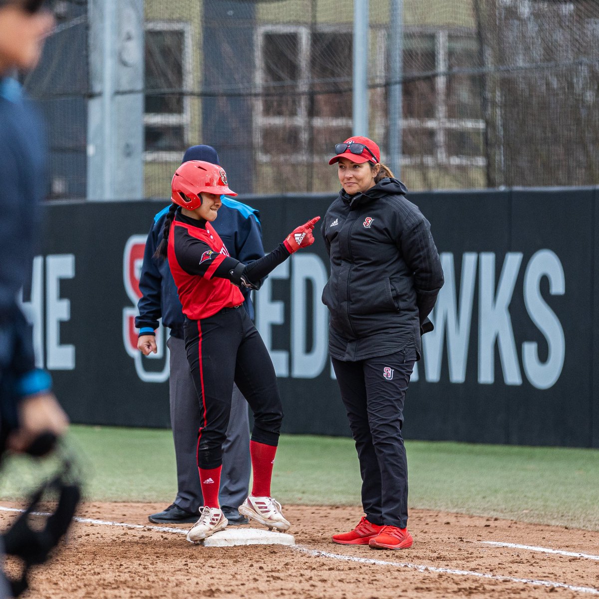 seattleusb's tweet photo. #DYK Mekenzie Madokoro concluded her SU career setting new season-highs in games played (38), starts (50), at bats (107), runs scored (23), and hits (32) as well as tying in doubles (two), RBIs (10) and stolen bases (four).

#TogetherWeSoar #btw https://t.co/mYOiQR9q2E