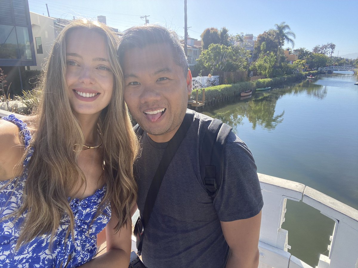 we’ve been keeping a little secret 💍💙we’re getting married 👰‍♀️🤵🏻‍♂️💍