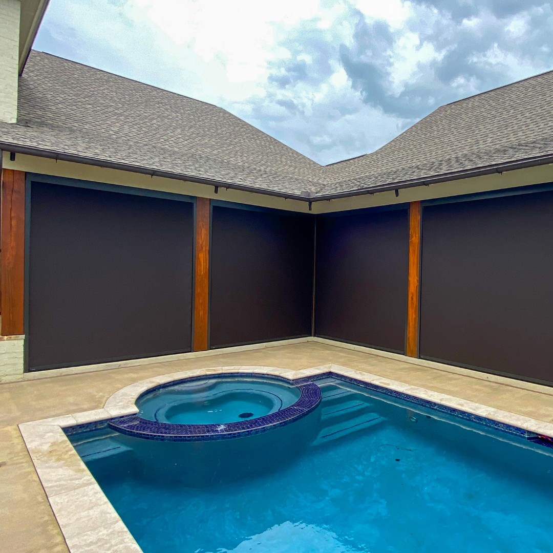 Insolroll's tweet photo. Forget about the heatwave, and cool down with our Oasis Patio Shades! 💦 Our shades add the perfect touch to any pool area so you can float away in luxury and comfort all summer. 🤩
https://t.co/bP4EgEXo3h
#PatioShades #StayCoolthisSummer #PoolShades #Insolroll https://t.co/gtTEyZnhYj
