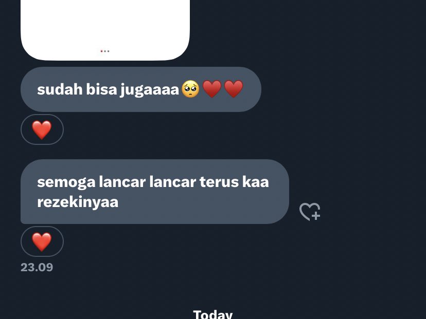 anya tweet media