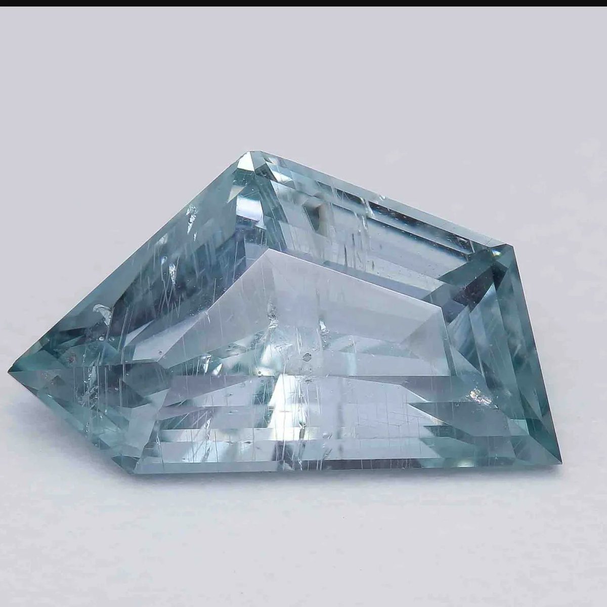 athousandfacets's tweet photo. Episode 14 of ATF, the podcast is live! 
My guest is Jay Moncada from @perpetuumjewels
He has made his life  purpose to educate himself and others on how to create a business that is environmentally responsible. He serves at the board of @Ethicalmetalsmiths. https://t.co/5qG22lVKqQ