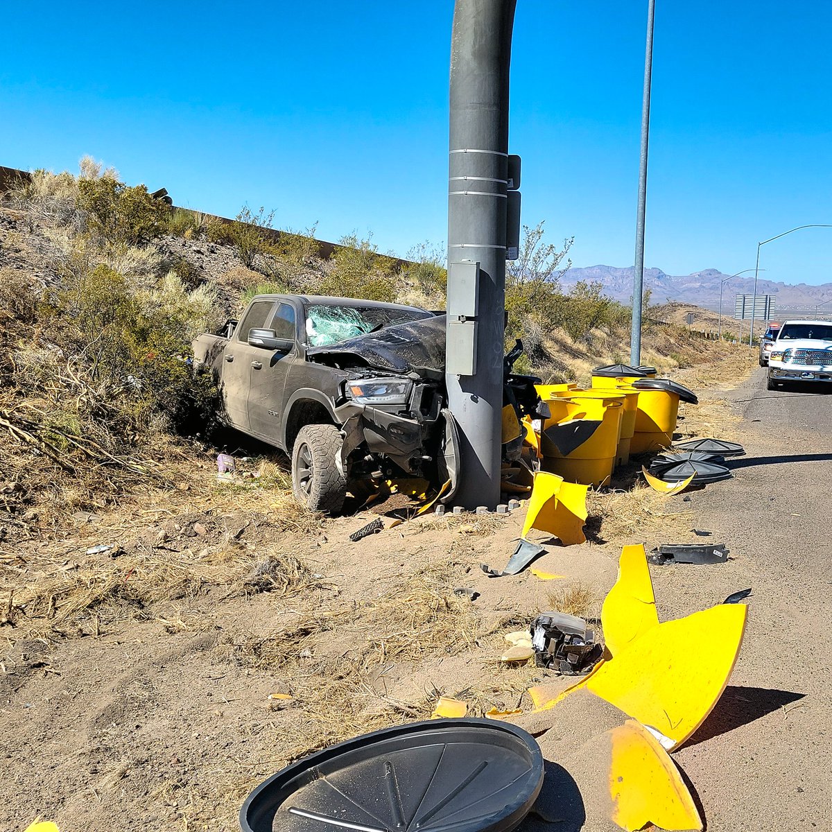 📢 Reminder: #DriveAlert + #BuckleUp! 📢
Being drowsy delays reaction speed, reduces your ability to concentrate & impairs your judgment. This sleepy driver crashed on SR 68 in Golden Valley last week, but was wearing his seat belt & sustained non-life-threatening injuries.