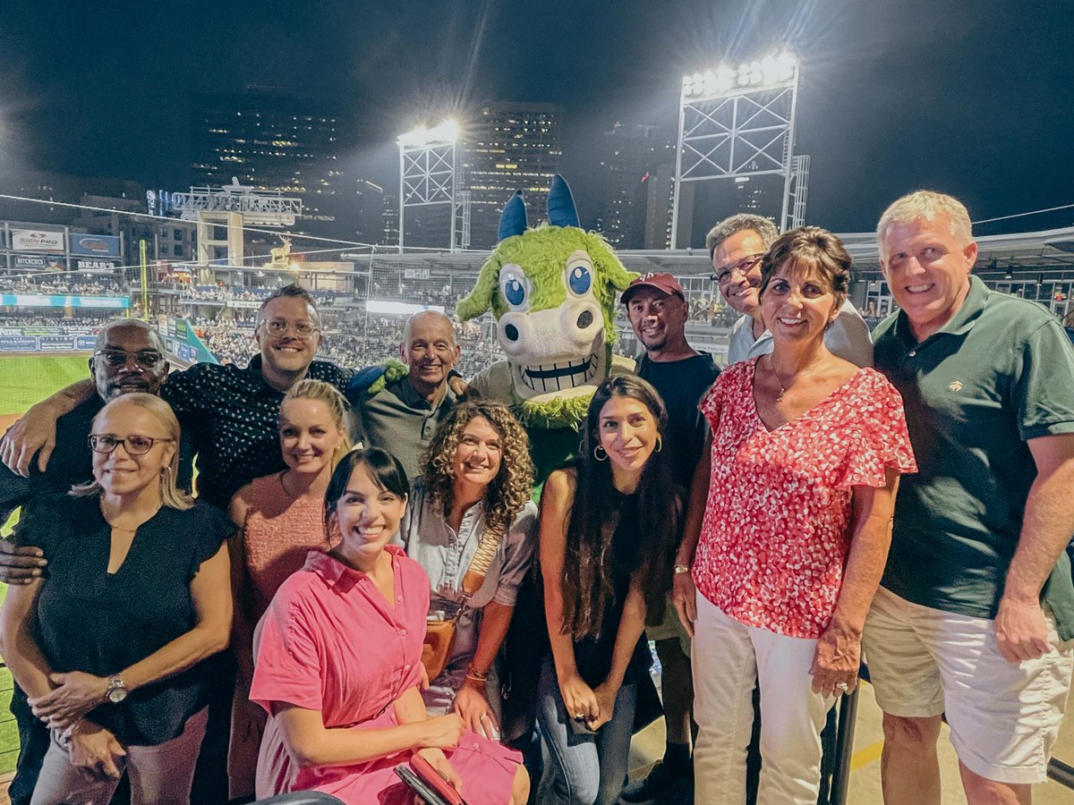 mason_inc's tweet photo. What a game! A walk-off win and a great agency night out at the @GoYardGoats. ⚾️🐐 Thank you @NBCConnecticut for hosting us. https://t.co/T46xUN702h