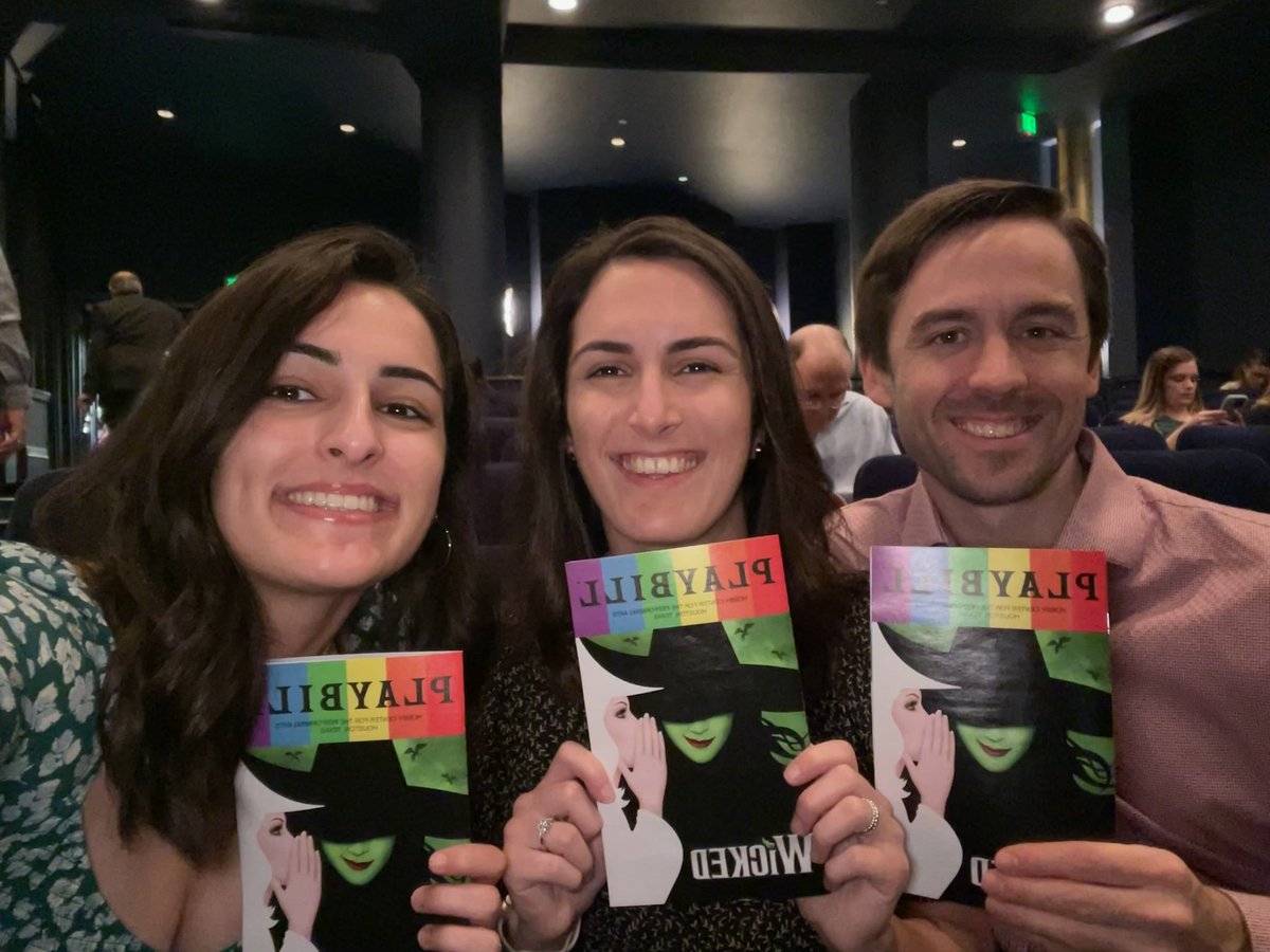 HM Pharmacy Programs tweet media