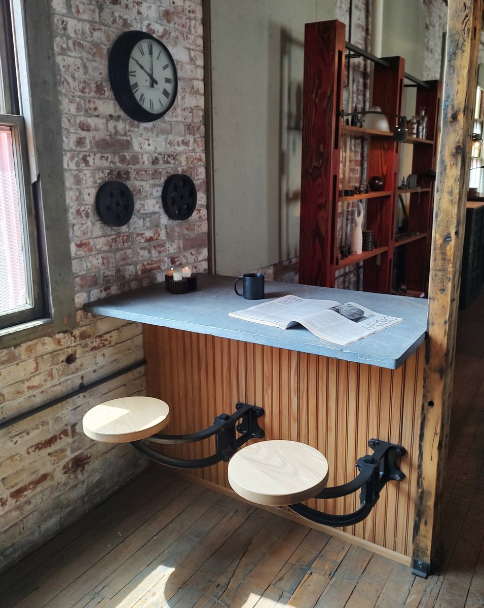 GetBackInc1's tweet image. Using our Swing-Out Seats as an idea for a restaurant / coffee shop

getbackinc.com/product/get-ba…

#coffeeshopseating #kitchenseating #restaurantseating #counterseating #swingseats #swingawayseats #foldingseats #islandseating