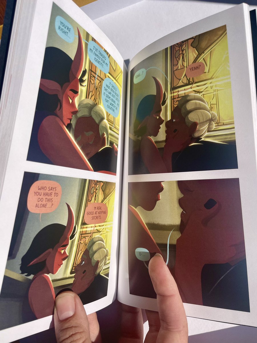 WhiteleyFoster's tweet photo. The first volume of my original comic is available on my website now! It features some dorks in love, struggling to maintain their relationship in a very decisive world! 
Also it’s all SUPER gay! 

https://t.co/usDyW43XvR https://t.co/bYRJWH1DZe