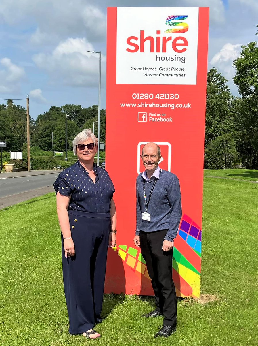 This morning I had great pleasure in meeting Claire and the Team at @Shire_HA where I learnt about their initiatives, aspirations and challenges. They also took me on a tour of the investment works to their homes in Netherthird area of the Ward.