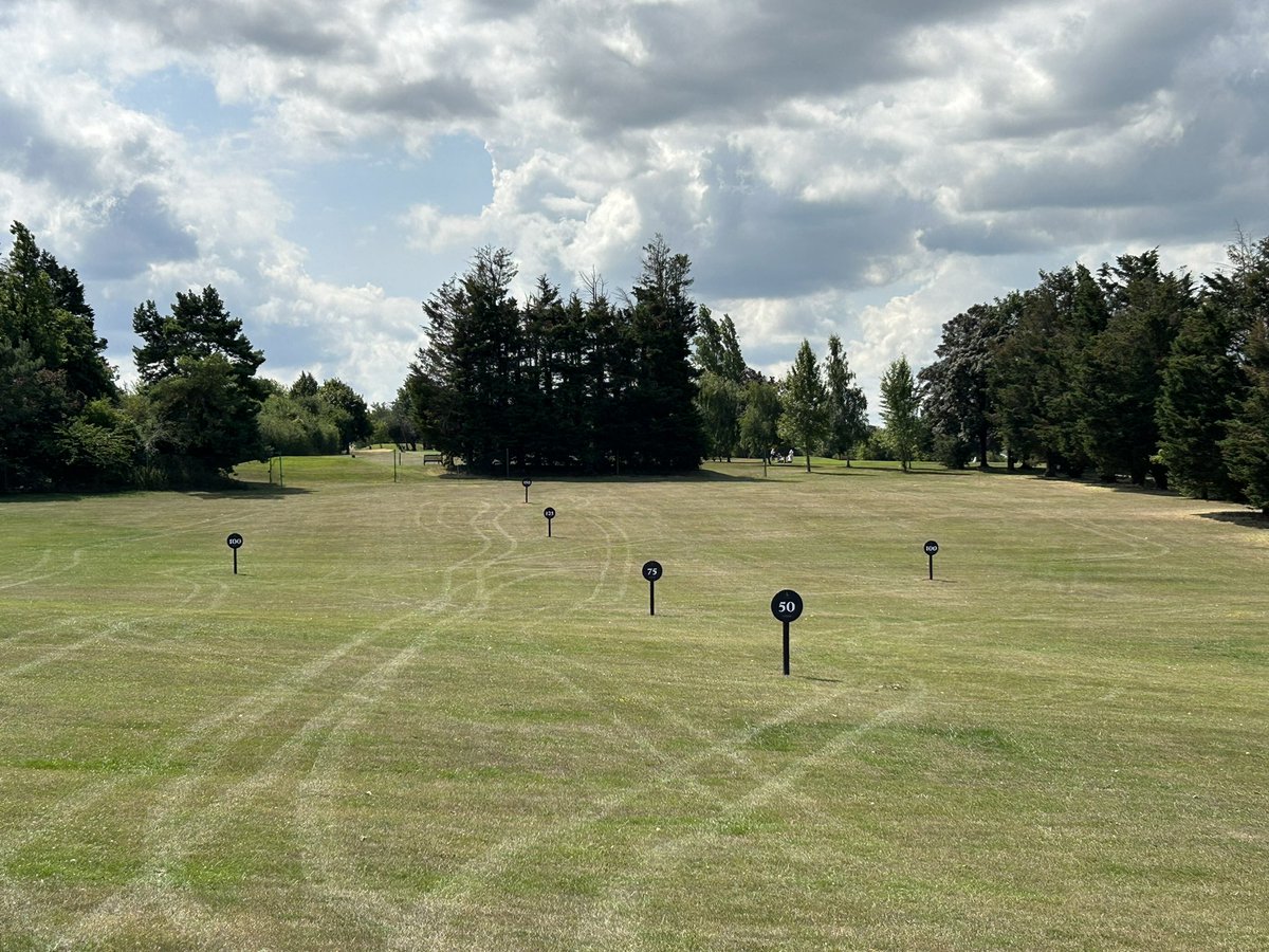 We’ve now had a great addition to our Practice Range @mkgc1909 with superb new @eaglegolfuk yardage signs!👍🏻 Massive improvement and looking very smart!👌🏻