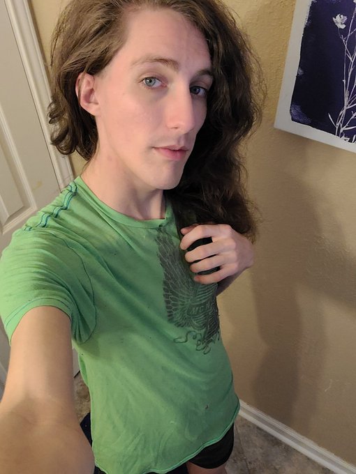 Bunaggot is awkae!! https://t.co/PEne4Wdya7<a href="/tag/newprofilepic"class="tags"><span>#newprofilepic</span></a>