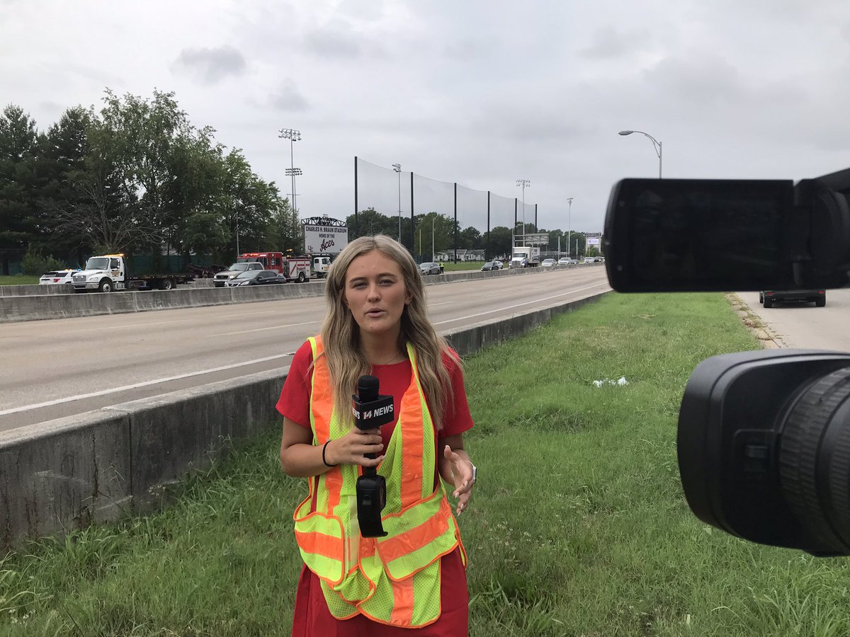 🚨BREAKING NEWS: I’m live at the scene of a wreck at the Weinbach exit going Eastbound. 

The coroner was on scene and was called around 11:20a.m.

Stay tuned with <a href="/14News/">14 News</a> for more updates.