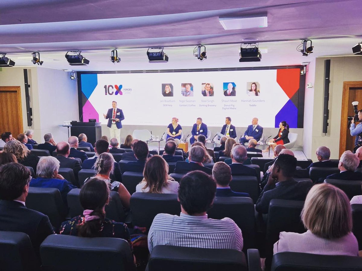 HowardRudderHR's tweet photo. Great day at X Forces 10th Birthday Party at the London Stock Exchange. Great to hear from leaders of industry for their support for veteran entrepreneurs. #veteranowned #veteranownedbusiness #veteranssupportingveterans #militaryinbusiness #XFE #RecruitME @recruitme_ https://t.co/z8Pdm3tYIa