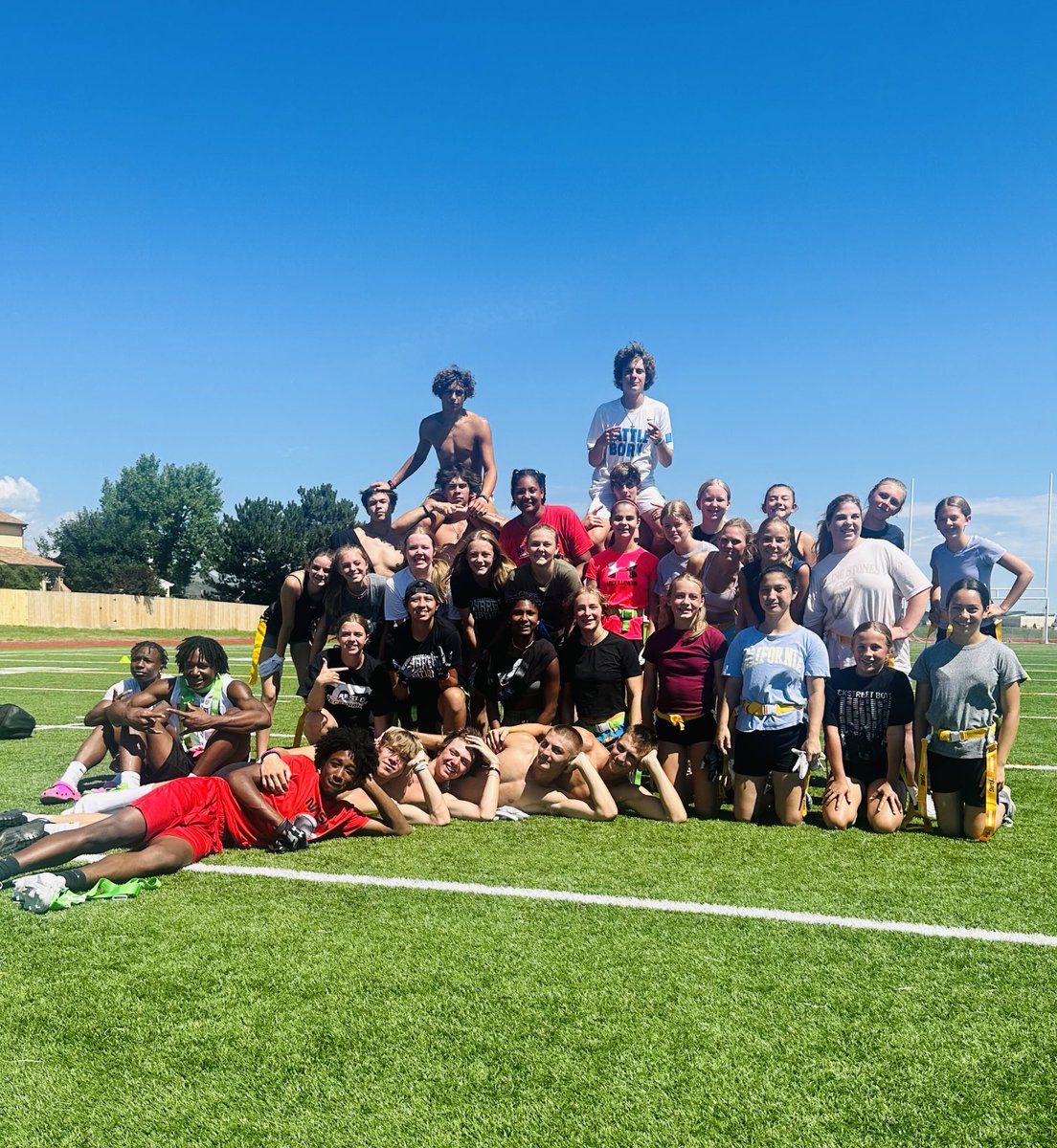 ChattyFlag's tweet photo. Summer Training came to an end today. Now we prepare! Love this #footballfamily. ⁦@ChatfieldFan⁩ ⁦@chatfieldsenior⁩ #chattyflag #coloradoflag #flagfootball ⁦@CashWilliams_⁩ ⁦@JakeJonesQB_13⁩ ⁦@drew_rohlman⁩ ⁦@JadenZeller_⁩ https://t.co/JKdFBpGUsm