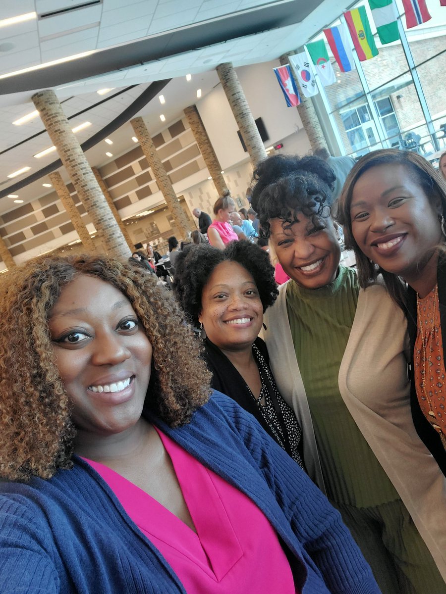 MsHarrisELAR's tweet image. Encouragement makes the heart🥰 full! #BGM #DentonISDEngaged