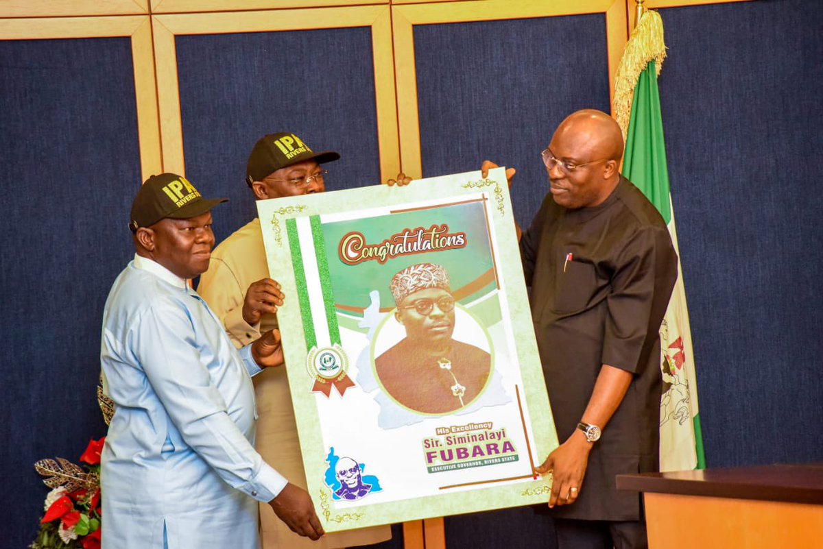 SimFubaraKSC's tweet photo. Also today I received the leadership of the Inter-Party Advisory Council, Rivers State chapter led by its chairman, Amb. Desmond Akawor. 

I solicited their support as our government will make efforts to sustain an all inclusive governance. https://t.co/5IF4XA34L9
