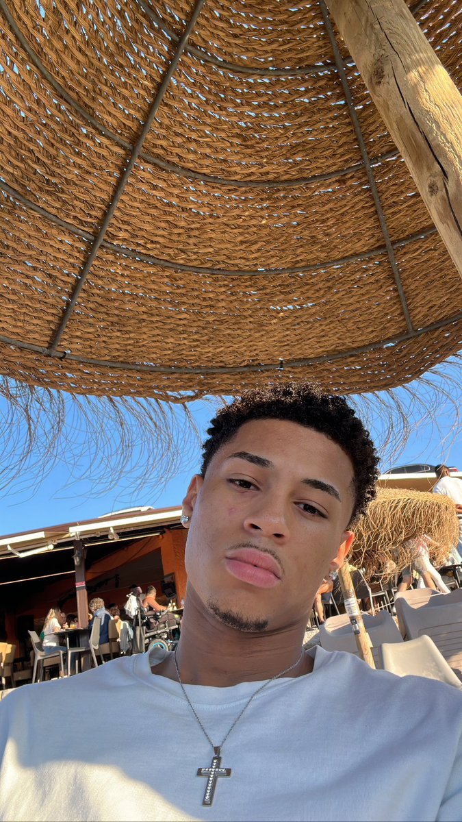 Jayson🤎 (@jay_yd17) on Twitter photo 
