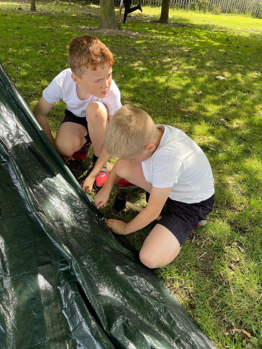 rothwellstmarys's tweet photo. Year 4 extended their design and team working skills to take on the challenge to make a den. Pretty impressive for an afternoon’s work! #OutdoorExplorers #OutdoorLearning https://t.co/0cjOitMdYk
