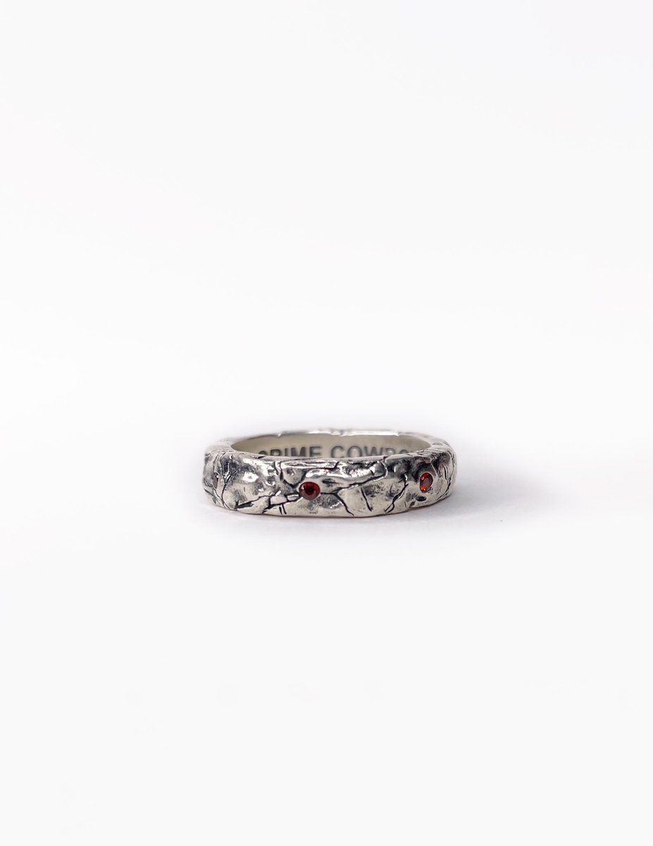 opaque and bloodstone rings
07.28.23 12:00 PM PST
soft opening/pre order… limited to 25 pieces each