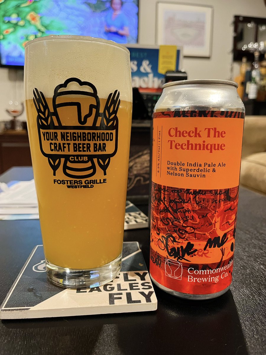 @RealGlenMacnow @TreeHouseBrewCo A solid DIPA from VA Beach 🤙🏼 !  @CWBrewCo brings the 🔥 with this one! Cheers @RealGlenMacnow 🍻