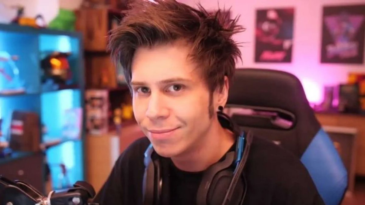 TaeKashi_'s tweet photo. "No entiendo porque nos comparan y dicen que nos parecemos"

Hablaron el Rubius Brasilero y el Cellbit Español https://t.co/zPh1Yzmefo