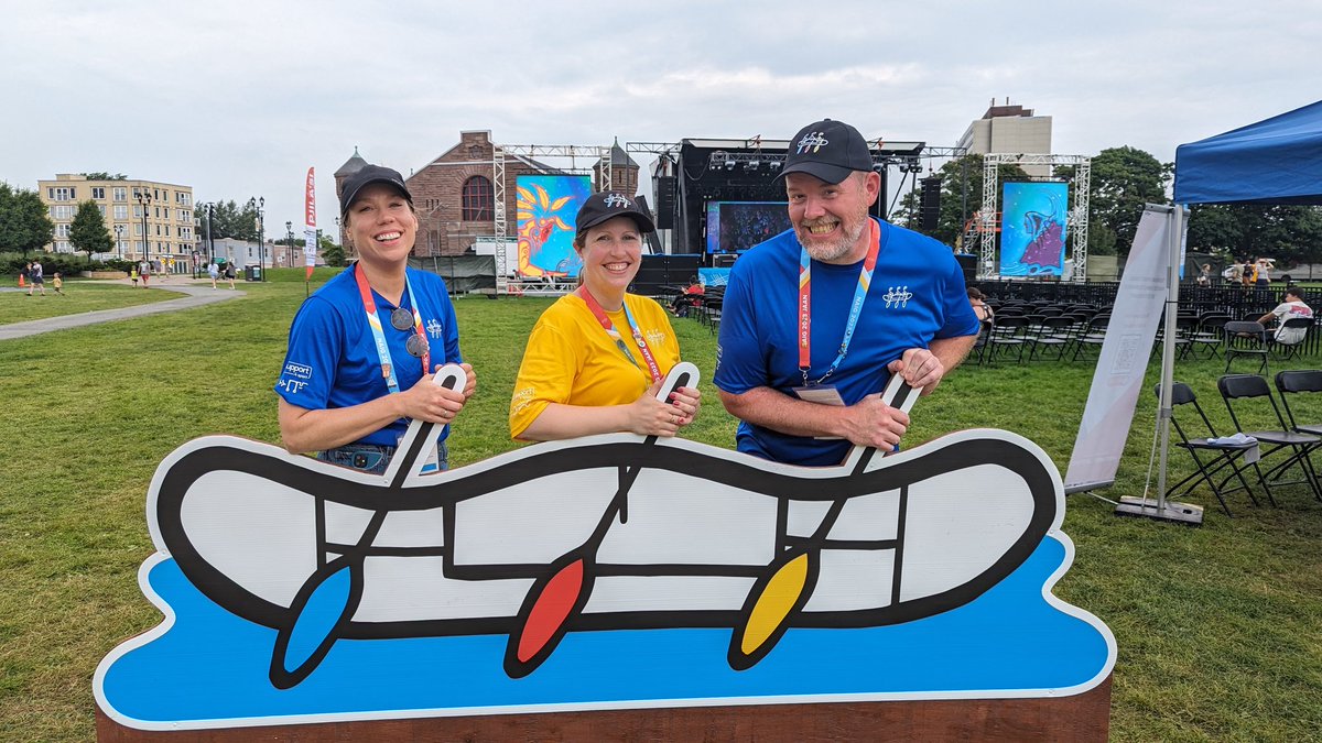 Had a fabulous day paddling with <a href="/SportTourismCA/">Sport Tourism Canada</a> and <a href="/EventsNS/">Events Nova Scotia</a> around the @NAIG2023 Cultural Village collecting important economic impact data about the fantastic event from visitors from all over Turtle Island! 
💙❤️💛