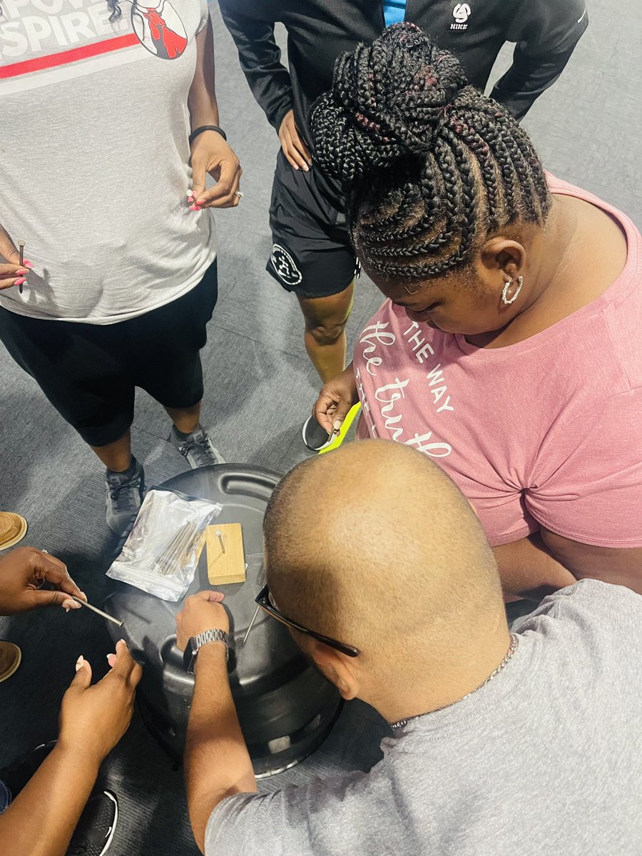 LaToBrown's tweet photo. Collaboration is key! It was a great day to be a Longhorn! @cedarhillisd #teambuilding #GroupDynamix https://t.co/gKFk9F8jKA