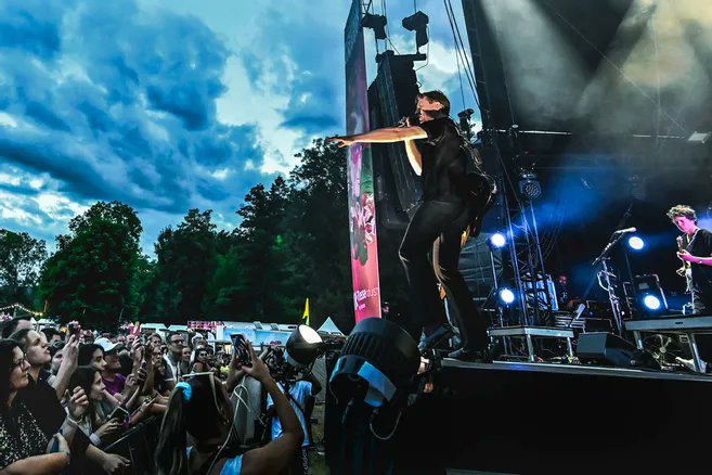 La Montagne Thiers-Ambert (@montagnethiers) on Twitter photo Franz Ferdinand, Petit Biscuit et Zaoui enflamment la première soirée du World Festival Ambert <a href="/festivalambert/">World Festival Ambert</a>
➡️lamontagne.fr/ambert-63600/l… Franz Ferdinand, Petit Biscuit et Zaoui enflamment la première soirée du World Festival Ambert <a href="/festivalambert/">World Festival Ambert</a>
➡️lamontagne.fr/ambert-63600/l…