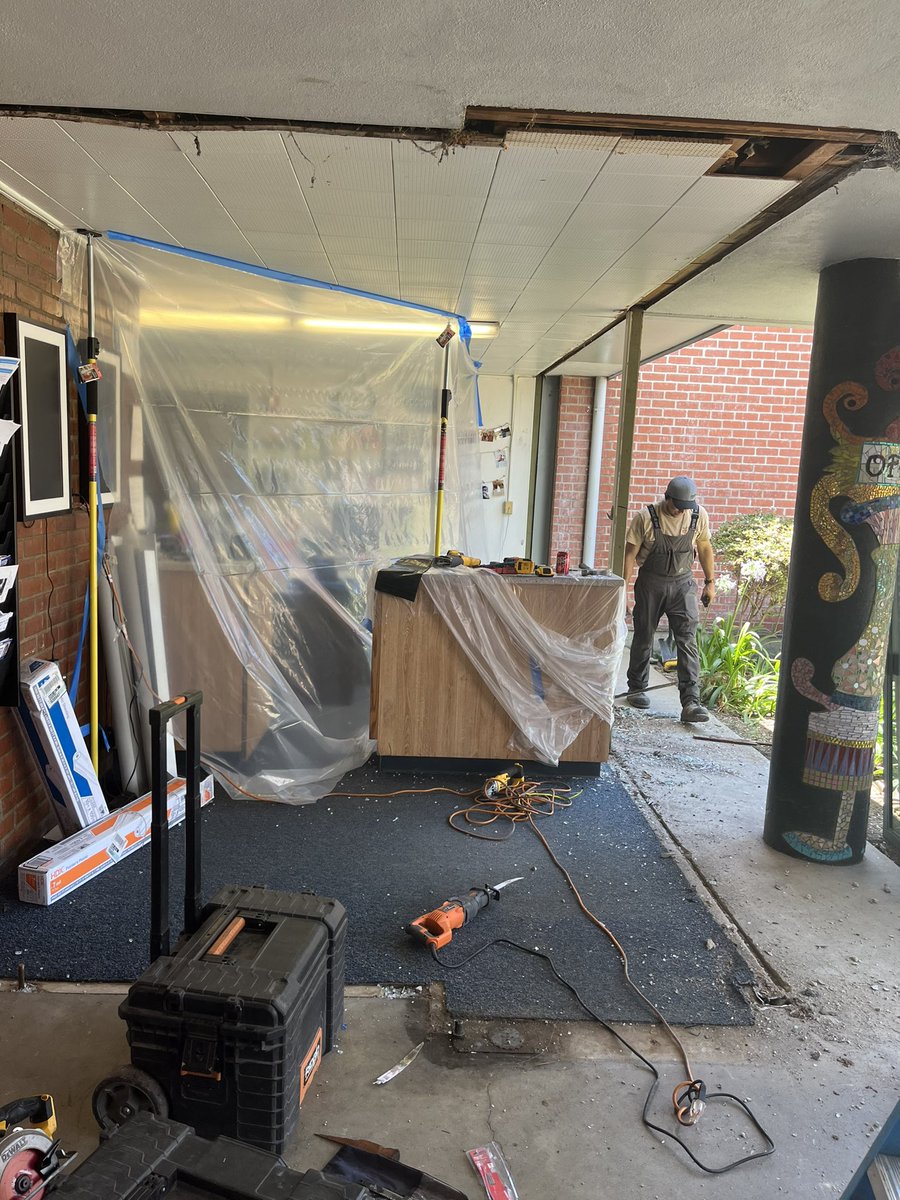 GHElementary's tweet photo. As we continue to improve safety measures on our campus, modifications are happening to the main office to allow for a single point of entry to campus. #ghscpa #ghgators https://t.co/oGac9G1TtR