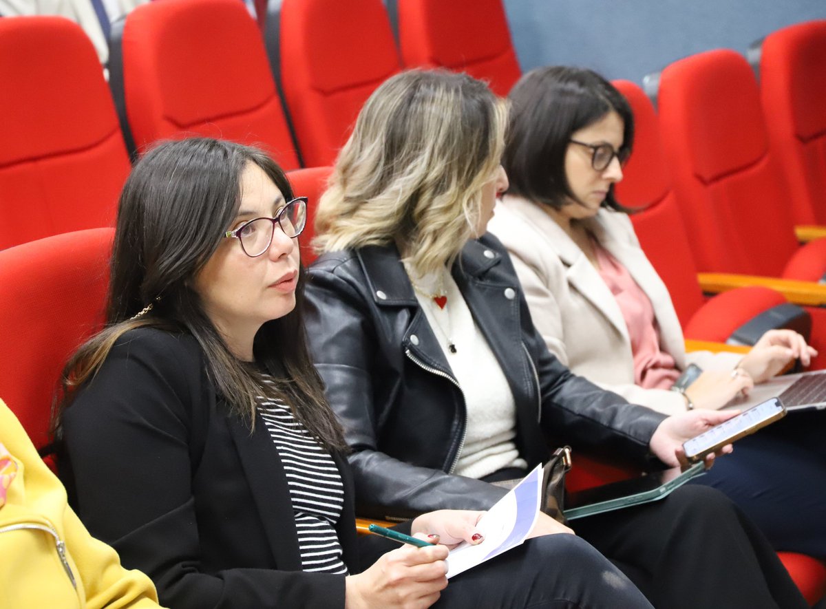 #InESGénero ➡️ En la actividad, la coordinadora de la Unidad de Igualdad de Género de la Vicerrectoría de Investigación y Doctorados (UI-VRID), Hilda Hernández Muñoz, estuvo a cargo de la conferencia inaugural "Perspectiva de género en la investigación".
 uautonoma.cl/news/universid…