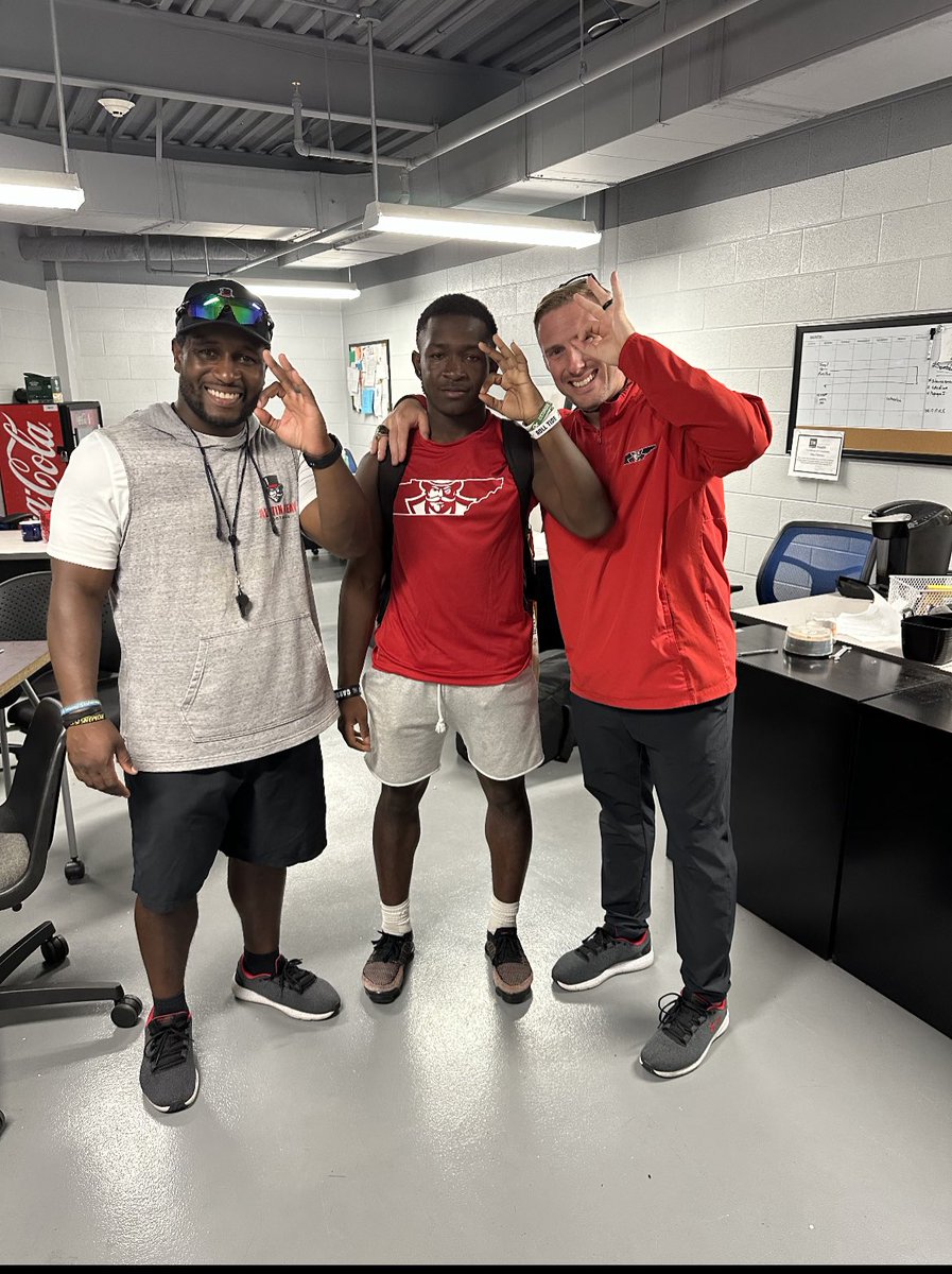 Donovan “deuce” McCoy tweet media