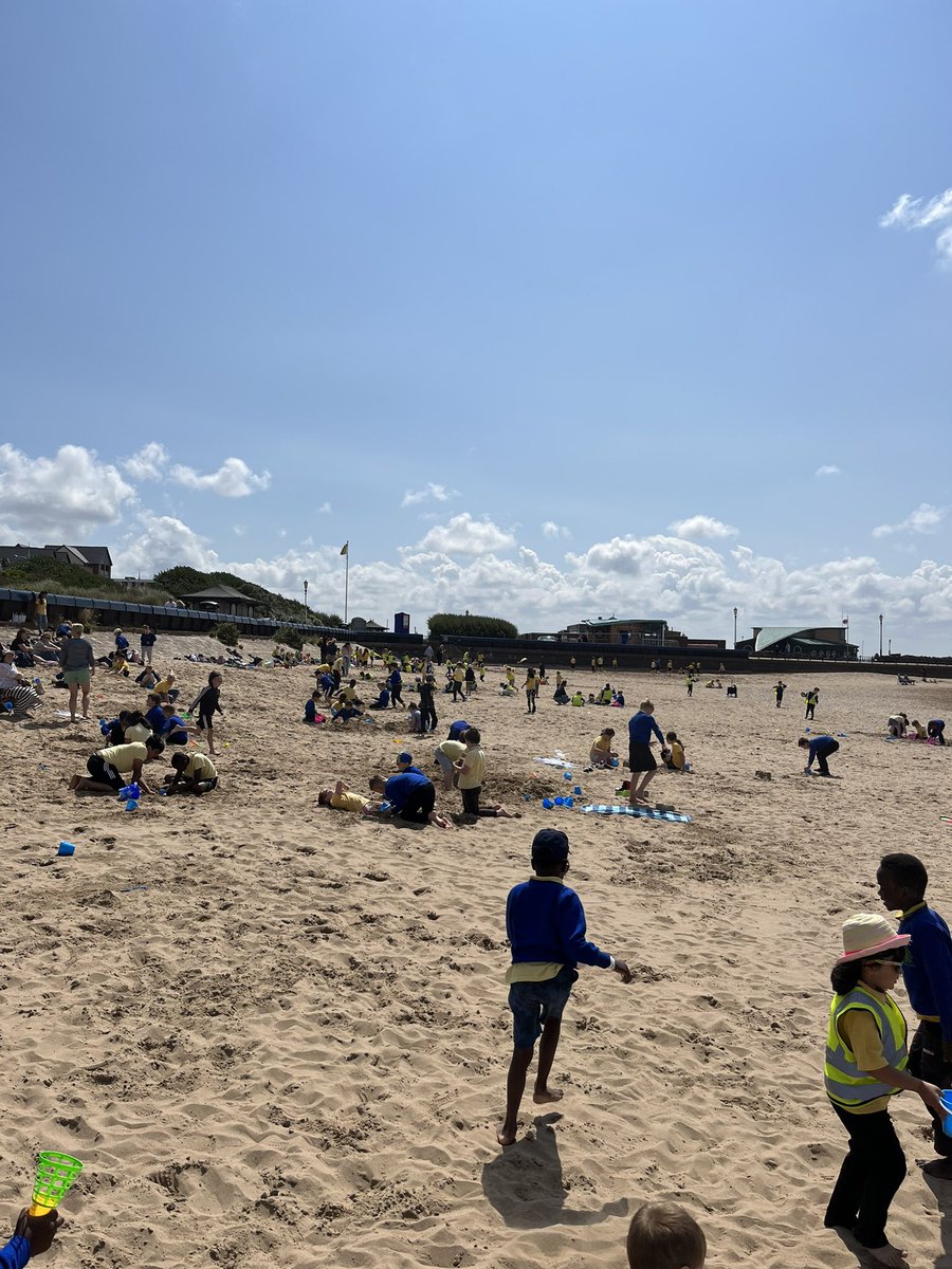 Hurst Knoll St James tweet media