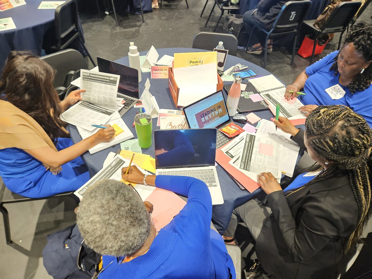 Migue_Campuzano's tweet photo. Our Conrad Vertical Teams creating connections between the teacher performance rubric, scope and sequence of action steps and elements of an effective lesson. We are leading in rhythm with equity and excellence! πΆ π΅
@SBarrios_DISD @ConradSchools
#ConradStrong https://t.co/L9uxEsMRIw