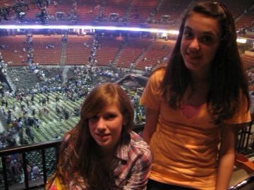 emwezz's tweet photo. @taylornation13 2010 fearless tour to now when i got married with my best friend!!!!! ITS TAYLOR TIME IN SEATTLE SO SOON!!! see you sunday @taylorswift13 ◡̈ https://t.co/R0uocH0NQ4