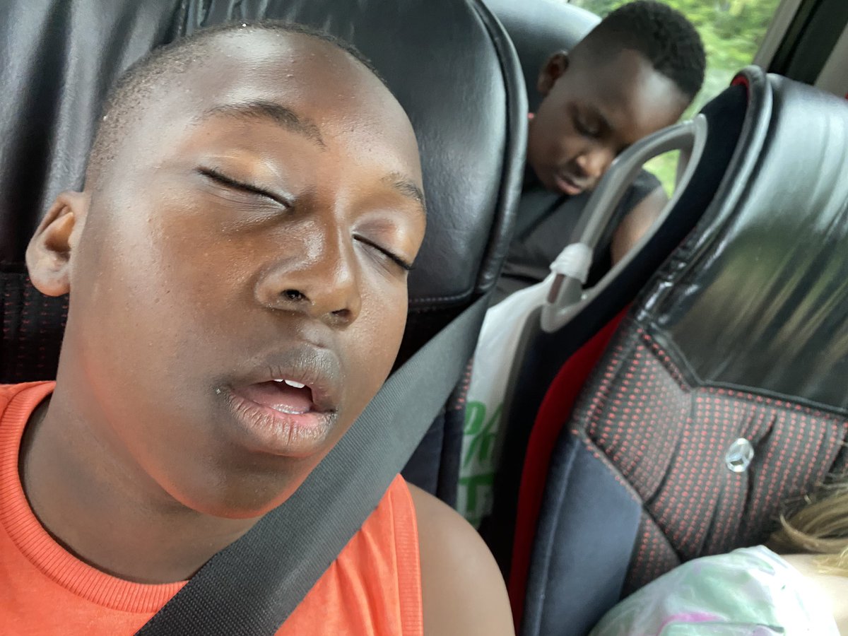Discovery_Y6's tweet photo. Year 6️⃣ 💪 Summer ☀️ 🌈 2️⃣ A week of lasts…Sand 🏖️ , Sea 🌊 and Sleepy 🥱 times. Our Year 6s catching 40 winks 💤 on the way back!
#Year6 #DPS #Catchingflies #Snoozing6s #Knackeredout #Sweetdreamsaremadeofthis #Memories https://t.co/GXJ4A2dZ0x