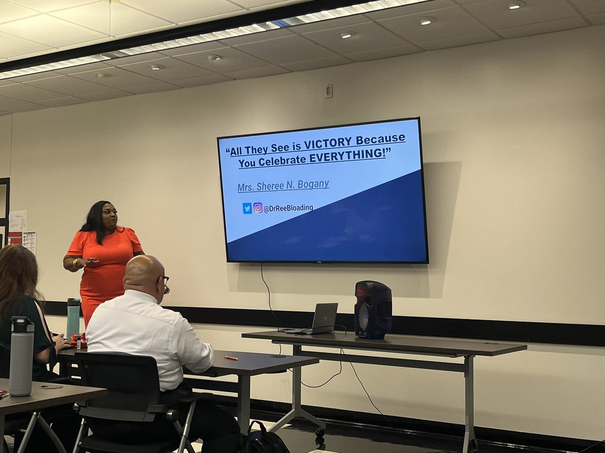 Dr. Valencia D. Hall tweet media