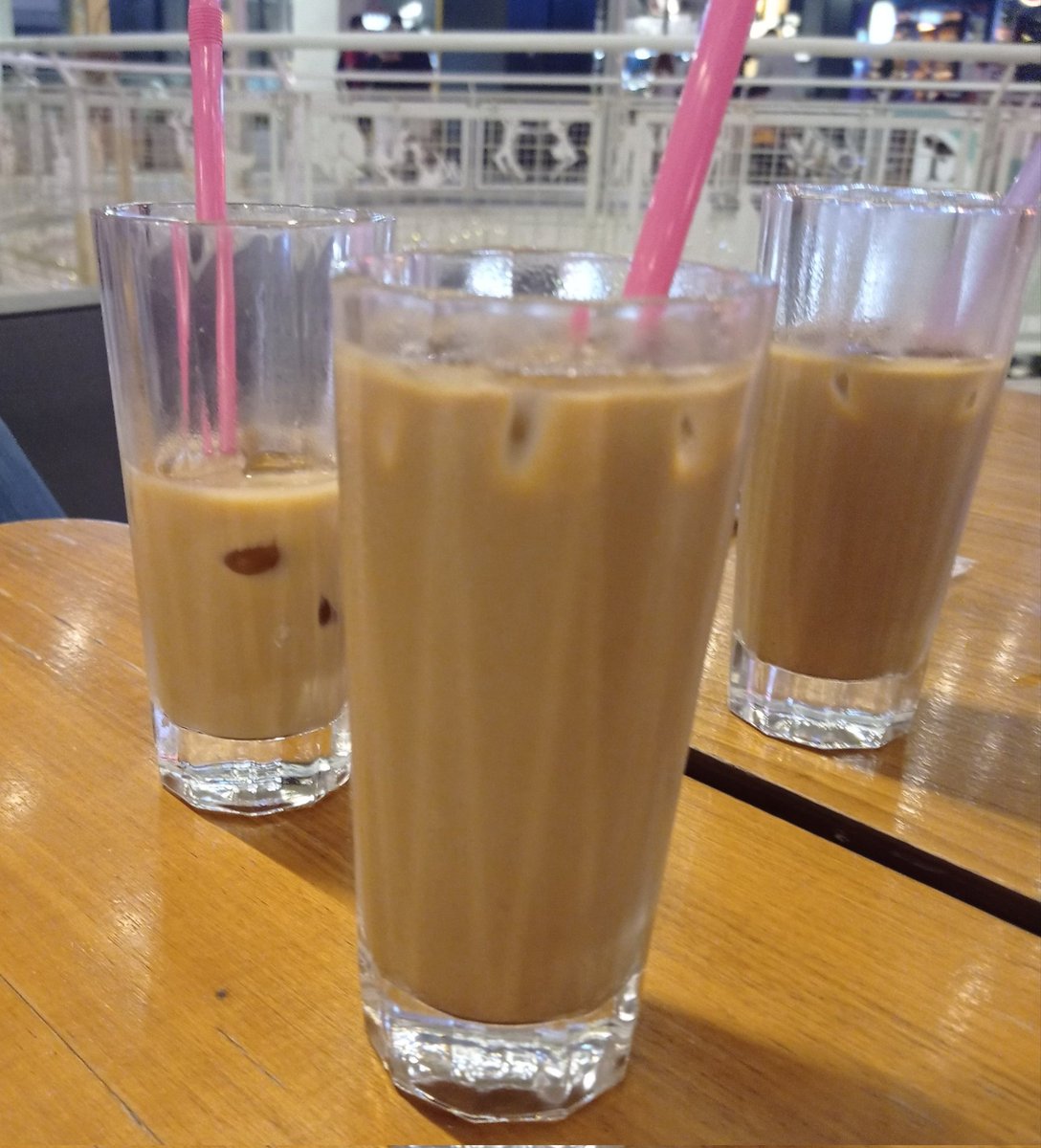 Sağolsun Bugün kahveler Emrah Bey Ve Armağan Beyden Sponsorlarımız GESAN ve KONTR Yer Kasaba