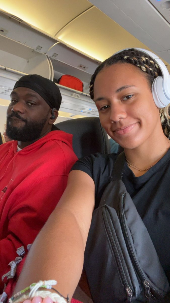 Maia Ellis tweet media