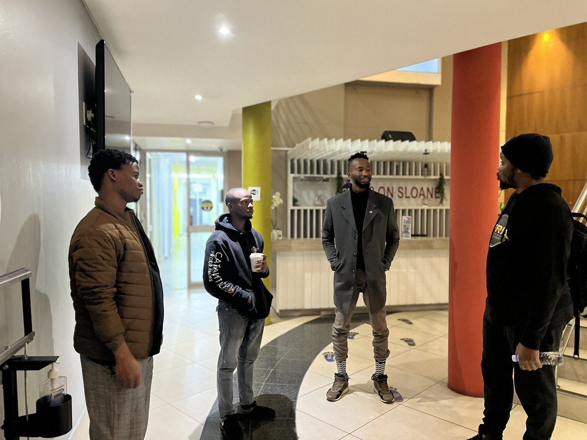 Nobody seems to want to go home

Great tech conversation with the gents after the <a href="/HuddleJhb/">StartupHuddle_JHB</a> at <a href="/GEN22OnSloane/">22OnSloane</a> 

Not much coffee but this is how #TechOverCoffee should look like 🙌🏽

#GeeksConnect