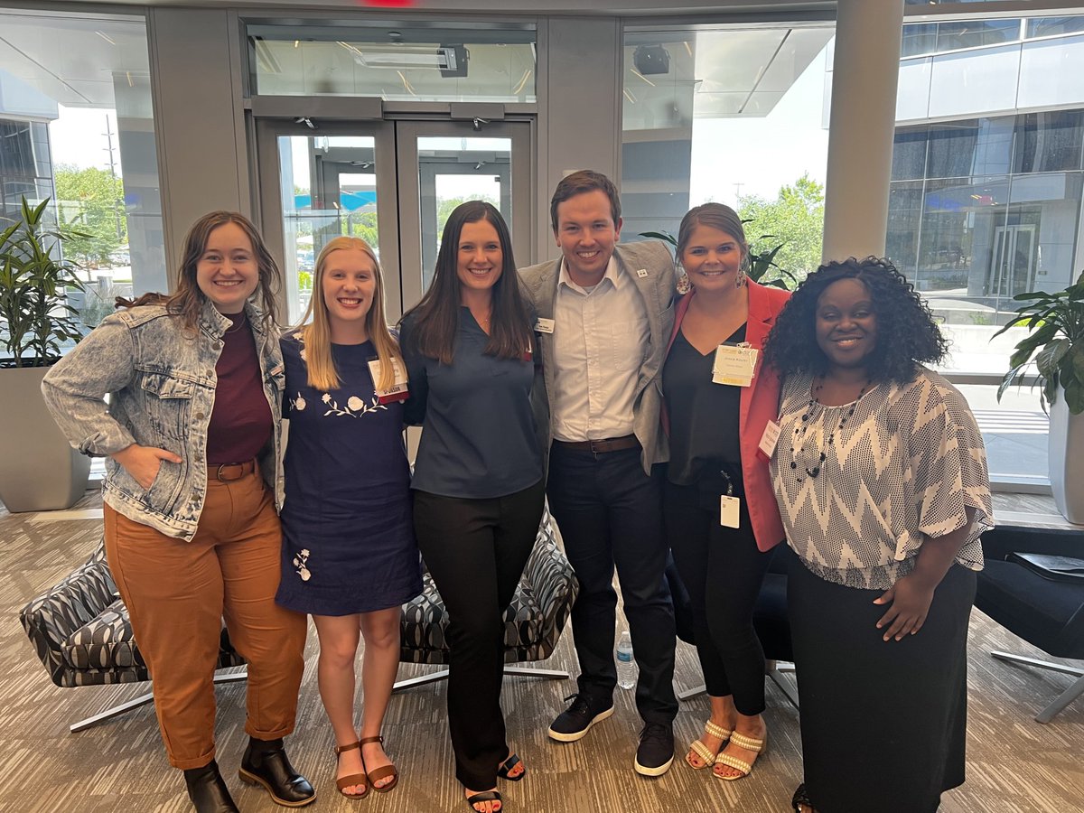 WDMCHAMBER's tweet photo. Learning from the best!
From salary negotiation and resume work to presenting your best self, each panelist had something new to share with those entering their first career.
#YURtern #GoWestWDM #WDMstrong #DSMUSA https://t.co/ZHlmY9ZqqS