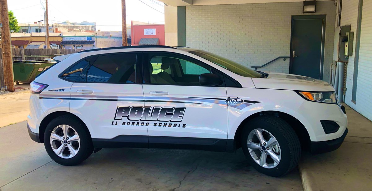 SRO vehicle with new wrap ❤️🖤❤️