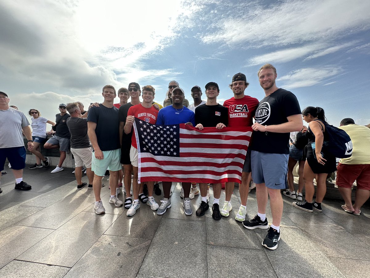 sterlo_holmes's tweet photo. What an honor it was to represent my country in Brazil but this time as the Head Coach of the USA D3 National Tour Team. Full circle experience. God is too good! 🇺🇸🇧🇷 https://t.co/Zl7Nbit3bR