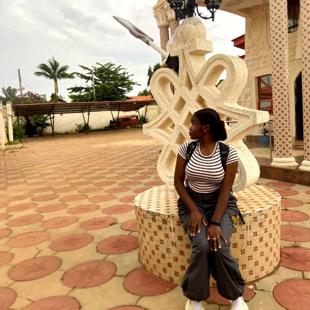 unregular_najim's tweet image. Learning at #code_plateau is amazing decided to take a pic 😅