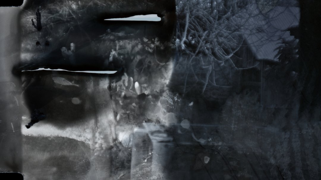 FrameDiscreet's tweet image. Chile Eco by Cecilia Araneda
Timed &amp;amp; Flat versions
16mm Eco Processing Experiments

ceciliaaraneda
&amp;amp;
ceciliaaranedaa