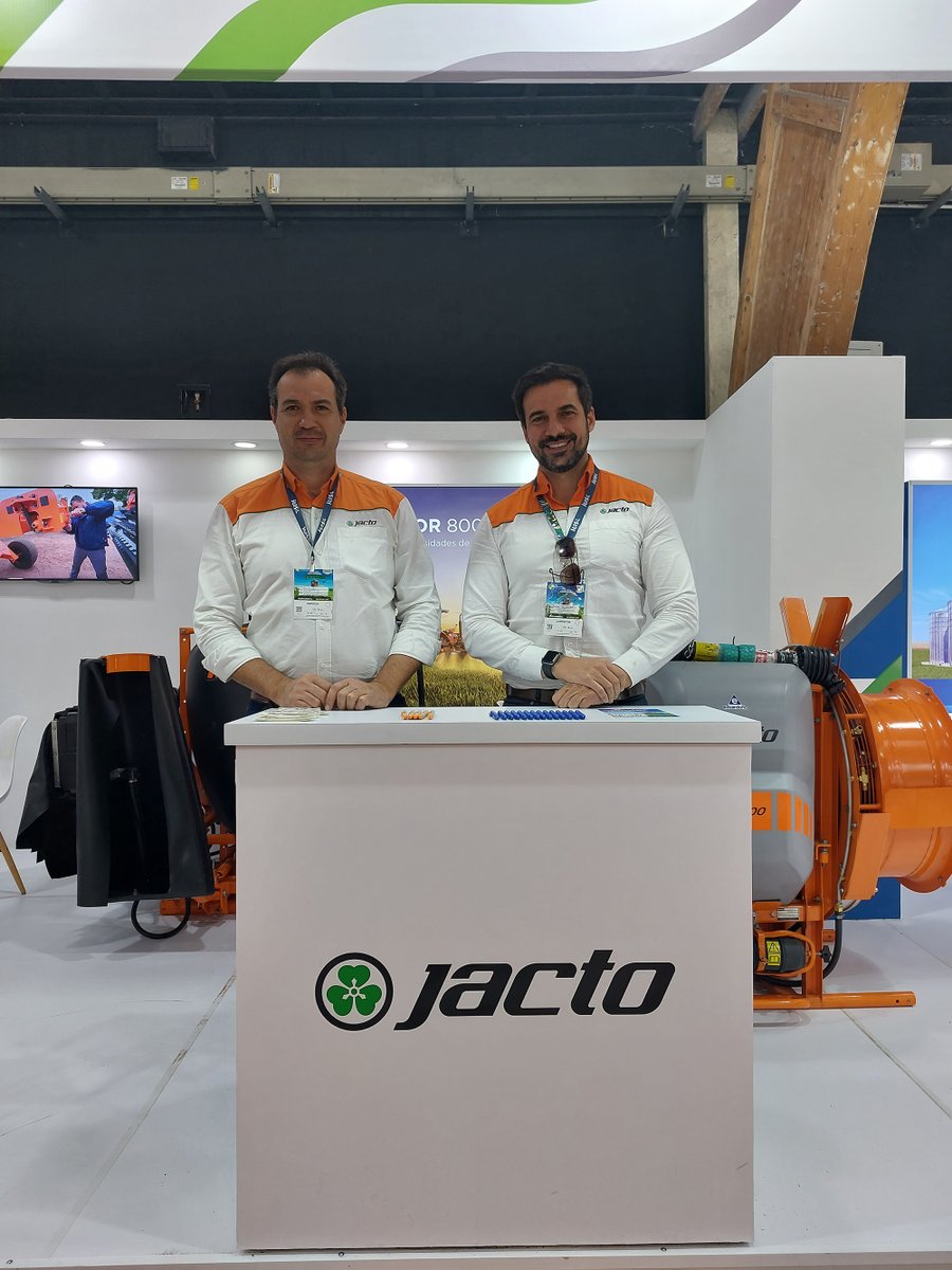 BrazilMachinery's tweet photo. 🌱 #Jacto: pulverização, adubação, colheita e agricultura de precisão. https://t.co/GrLibEZxz2