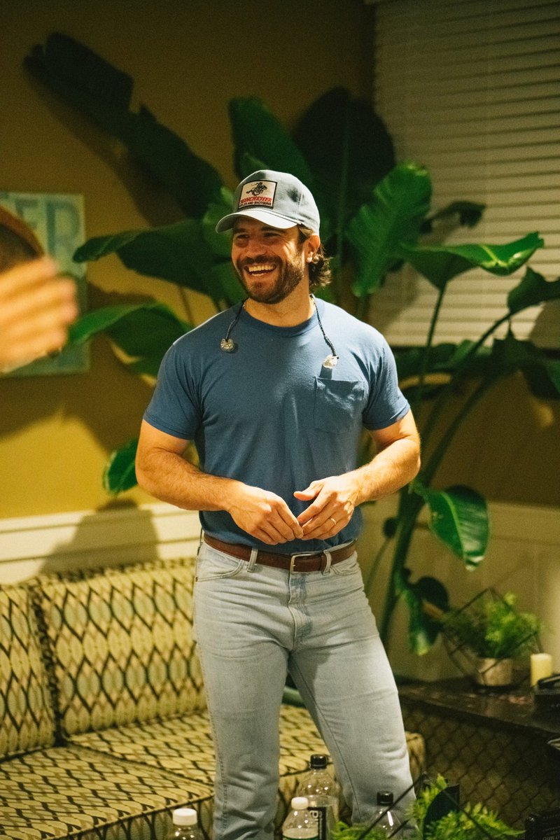 SamHuntMusic tweet picture