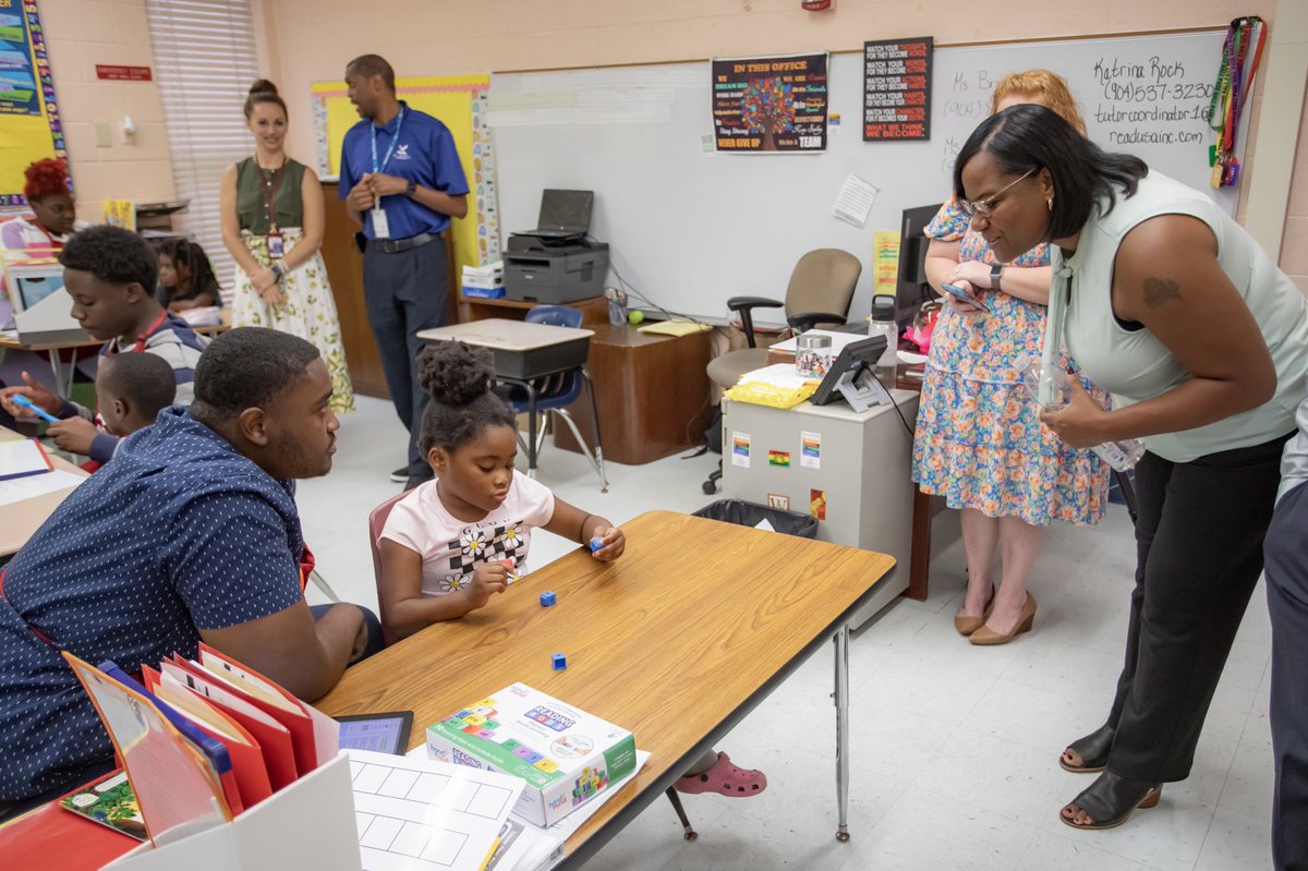 MayorDeegan's tweet photo. I loved seeing the @READ_USA Literacy Tutoring Program in action! Improving grade level reading will be a top priority as we look to a renewed and reinvigorated Jacksonville Journey. #ReadJax https://t.co/PUDgGkd83w