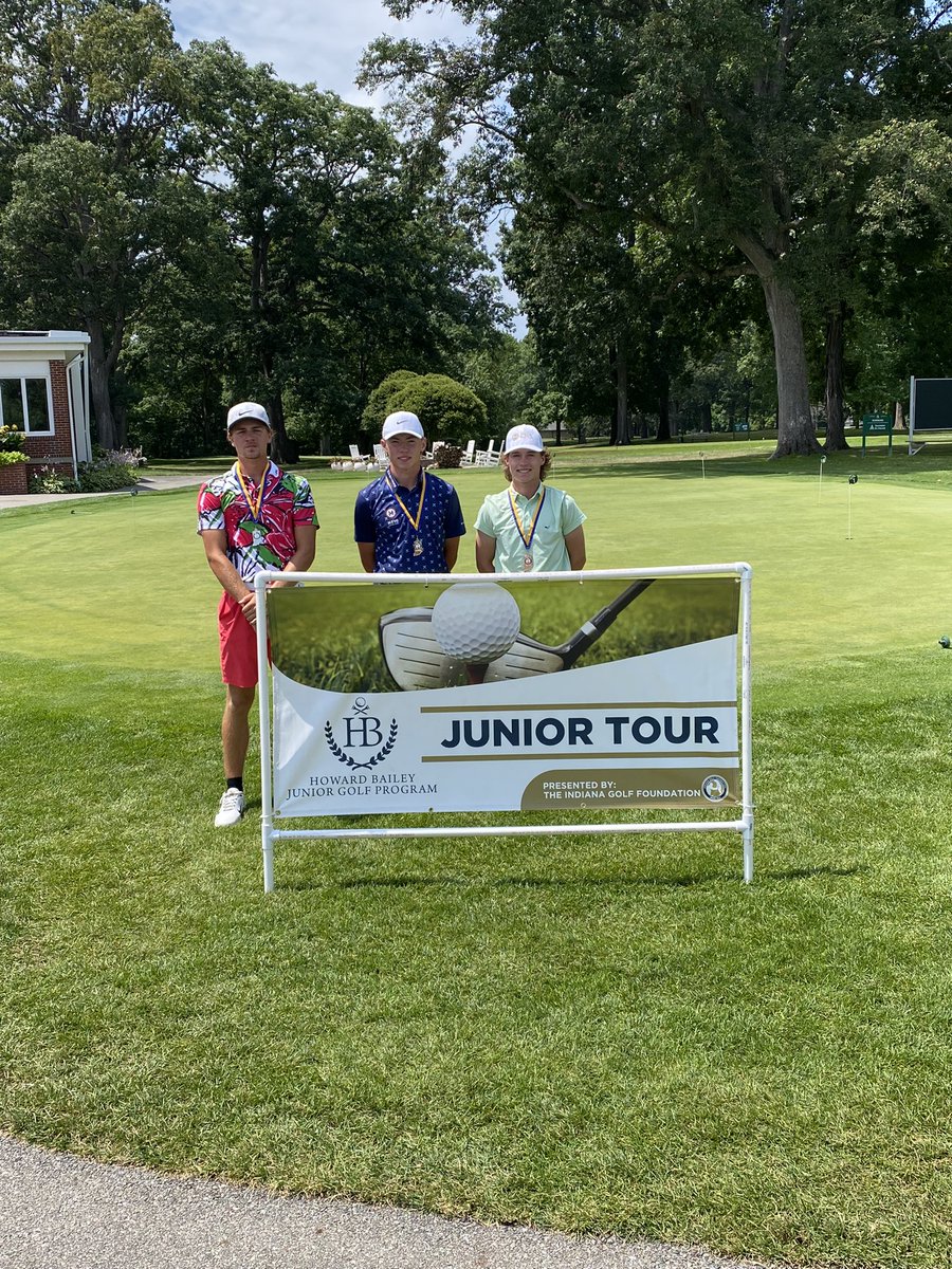Congratulations to our Junior Tour winners at Anderson Country Club! 

Boys 16-19
1. Mason Pierle - 77
2. Christian Groves - 77
3. Jack Harris  - 77

Girls 16-19 
1. Annie Baxter - 82
2. Karisa Dyer - 83
3. Olivia Anderson - 85

#indianagolf #indianajuniorgolf
